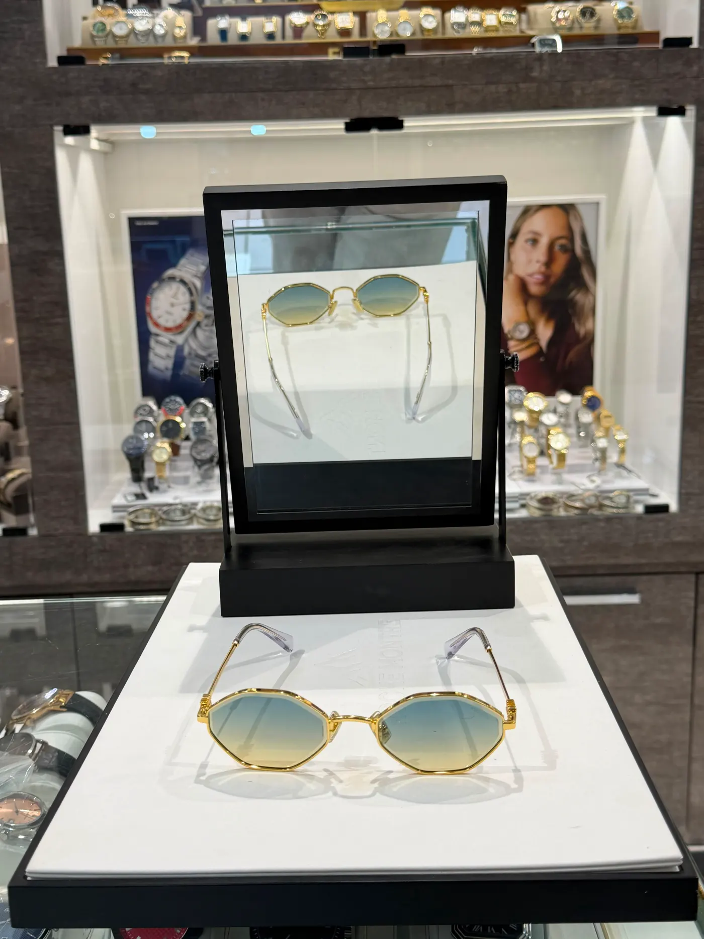 Miu Miu MM-05